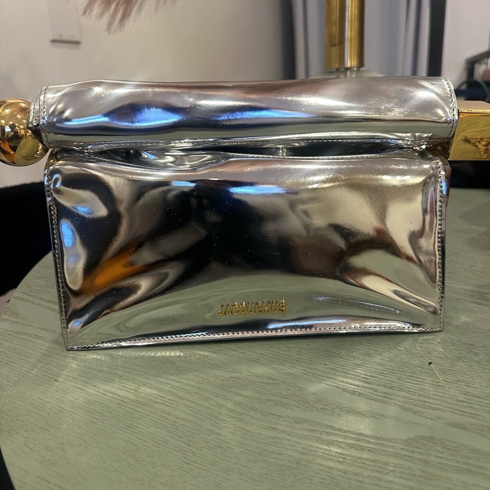 Jacquemus Le Rond Carre Silver Clutch - Picture 2 of 11